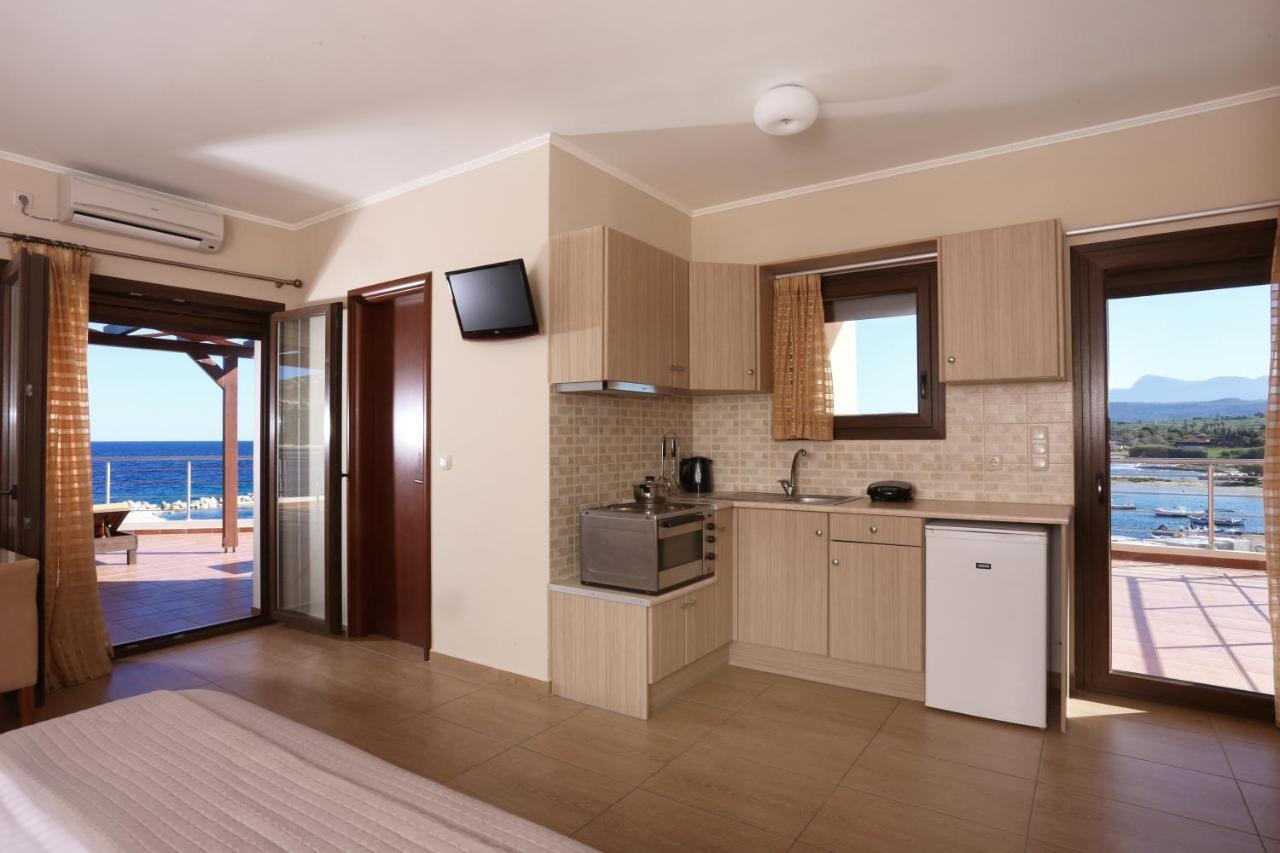 Faros Luxury Suites Marathopoli Buitenkant foto