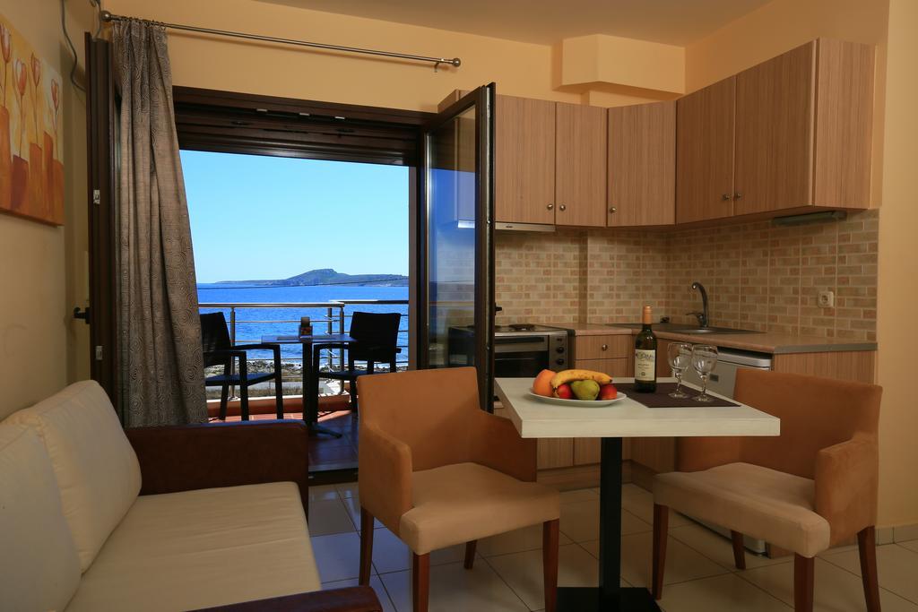 Faros Luxury Suites Marathopoli Buitenkant foto