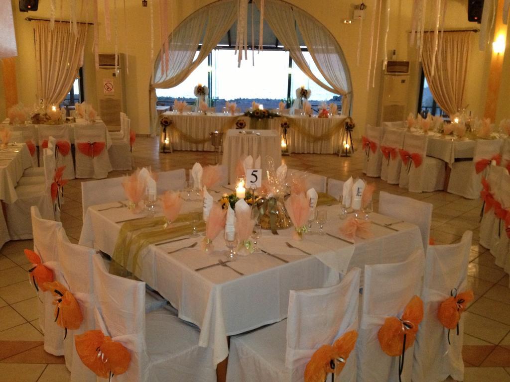 Faros Luxury Suites Marathopoli Buitenkant foto
