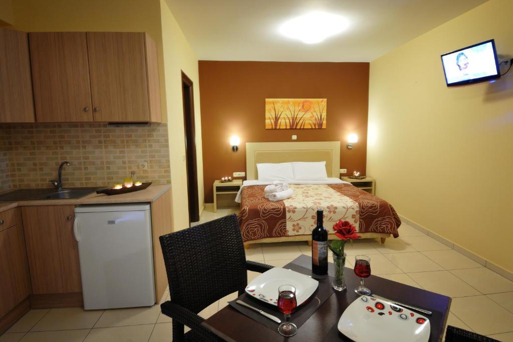 Faros Luxury Suites Marathopoli Buitenkant foto