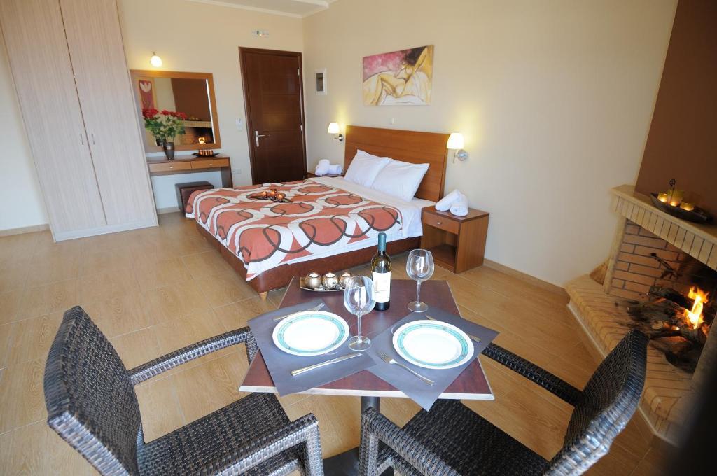 Faros Luxury Suites Marathopoli Buitenkant foto