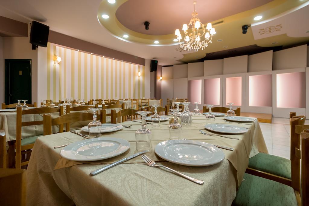 Faros Luxury Suites Marathopoli Buitenkant foto