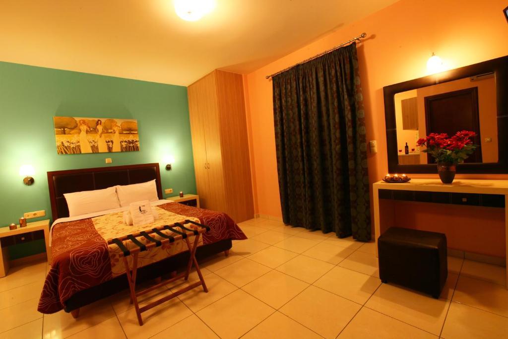 Faros Luxury Suites Marathopoli Buitenkant foto